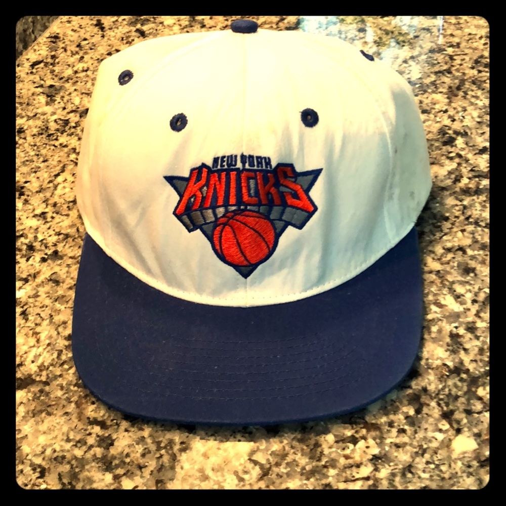 New York Knicks Adjustable SnapBack Hat